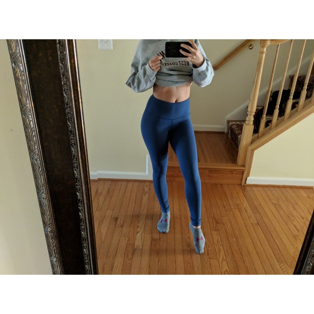High waisted blue leggings